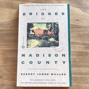 BRIDGES OF MADISON COUNTY ROBERT JAMES WALLER SOFT COVER BOOK